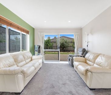 4 Bedroom Family Home in Botany Downs School Zone - Photo 3