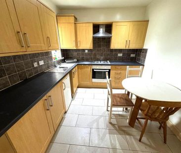 1 bedroom ground floor flat to rent - Photo 4