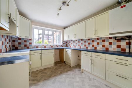 5 bedroom detached house to rent - Photo 5