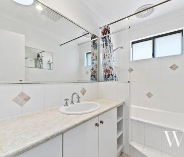 “Spacious Palmyra Living” - Photo 1