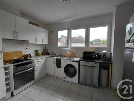 Location Appartement 3 pièces 70m² ORTHEZ 64300 - Photo 5