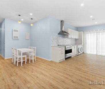 Room 8/9 Nyora Grove, Mount Helen - Photo 1