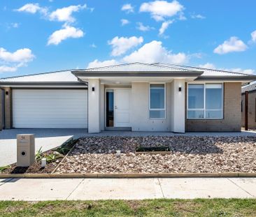 54 Horseshoe Parade, FRASER RISE - Photo 4