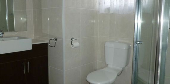 Renovated Three Bedroom Home - Photo 2