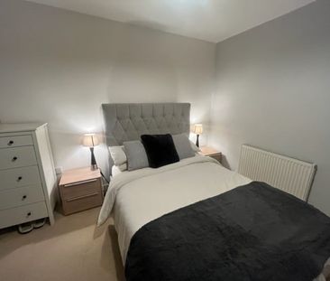 Rose Court - Photo 3