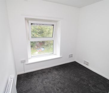 House - Terraced For Rent Ty'r Felin Street, Mountain Ash - Photo 3