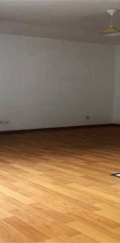 Location Appartement 1 pièce 31m² - Photo 1