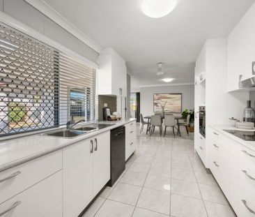 Modern 3-Bedroom Home in Thuringowa Central - Ready for You to Move In! - Photo 1