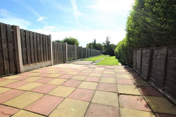 2 bedroom terraced house to rent - Photo 1