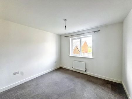 4 bedroom detached house to rent - Photo 5