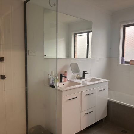 Isabella Plains - Photo 3