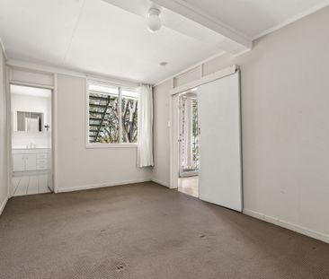 Charming Unit in Prime New Farm Location - Photo 1