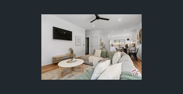 LIGHT, COMFORT & STYLE! - Photo 1