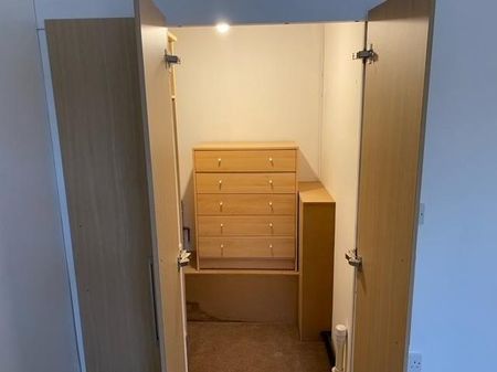 Commercial Street, Cinderford - Photo 3