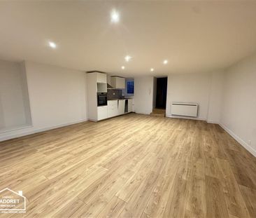 Location Appartement 4 pièces 89m² PAIMBOEUF 44560 - Photo 4