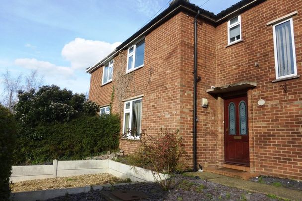 Bluebell Road, Norwich - Photo 1