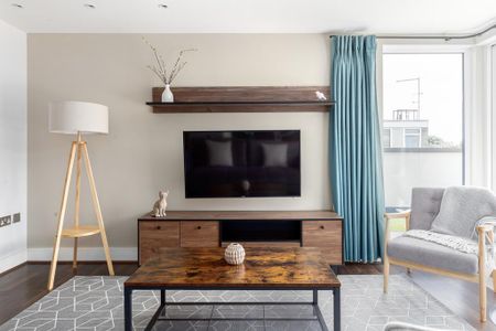 2 bedroom flat to rent - Photo 2