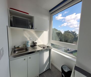 Location Appartement 1 pièce 17m² VILLENEUVE D ASCQ 59650 - Photo 2