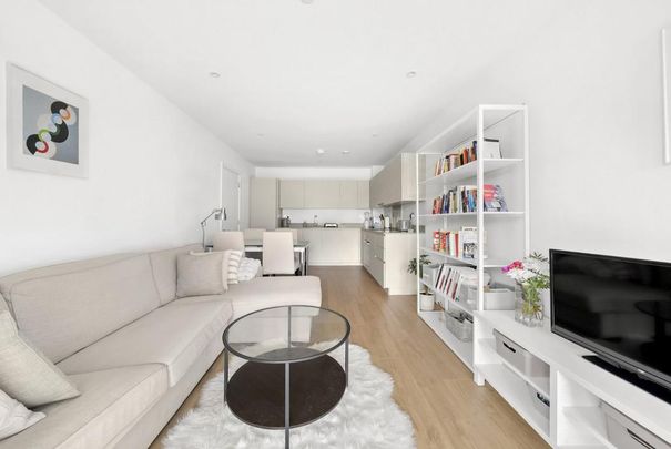 2 bedroom flat to rent - Photo 1