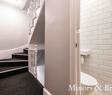 1 bedroom in a house share to rent - Photo 4