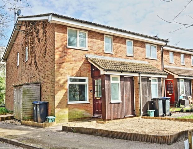 Waverley Court, Woking - Photo 1