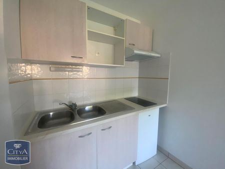 Location Appartement 2 pièces 43m² LE PASSAGE 47520 - Photo 3