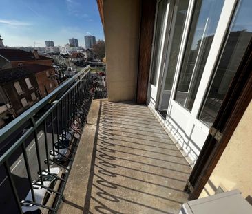 2 pièces - Meublé - 47,12 m² - 3ème étage - Colocation non autorisée - Photo 2