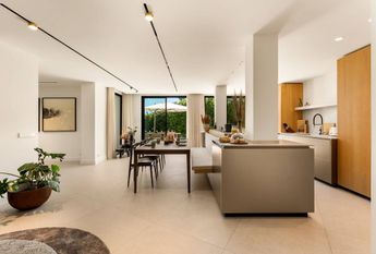 5 bedroom luxury Villa for rent in Marbella Del Este, Andalusia