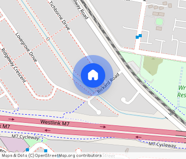 “3 Bedroom Home recently painted” - Photo 1