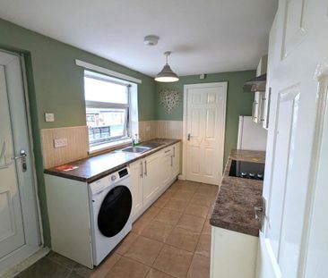 2 bedroom terraced house to rent - Photo 6