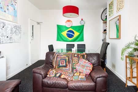 4 bed apartment to rent in Kings Parade Avenue, Bristol, BS8 - Photo 2