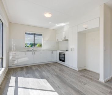 A/2 Eyre Place, Boronia Heights - Photo 5