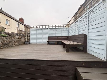 Sanquhar Street, Splott - Photo 2