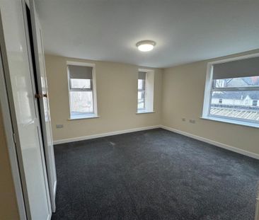 Cornhill, Wellington - Photo 2