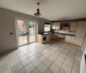 2 Glebe Way, Moira, BT67 0TQ - Photo 1