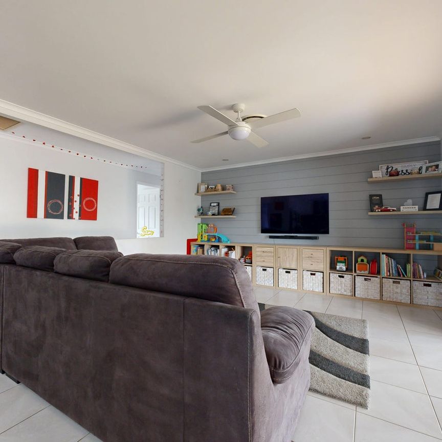 Dip into your pool and keep cool this Summer - RESORT LIVING IN THE BURBS - Photo 1