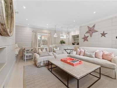 Kersley Mews, SW11 - Photo 1