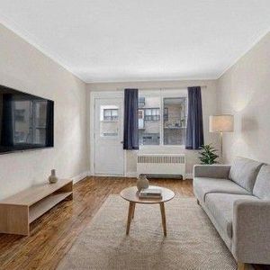 3 ½ SPACIEUX & BIEN ENTRETENU - Photo 2