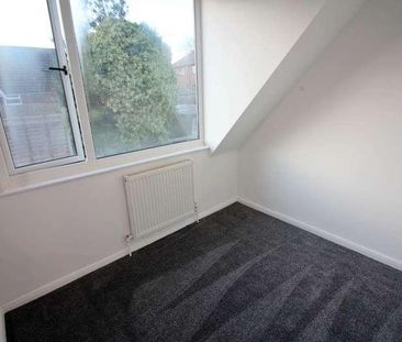 Moorside Road, Tottington, BL8 - Photo 2