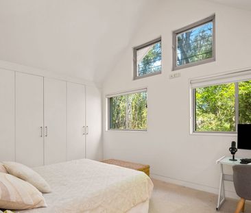 Stylish Contemporary Family Living in Cremorne - Photo 3
