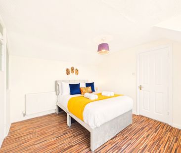 3 Bed Semi-Detached House, Saywell Road, LU2 - Photo 5