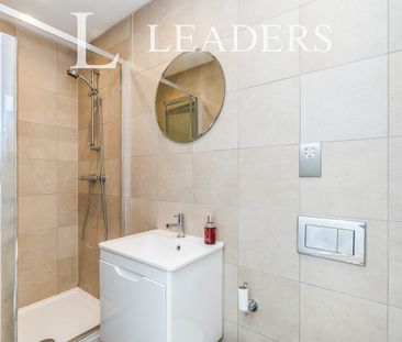 2 bedroom apartment to rent The Moresby Tower, Admirals Quay, Ocean... - Photo 1