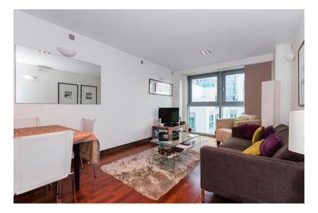 Bridges Court Road, London SW11 - Photo 2