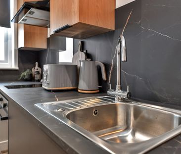 Leopold Street, DERBY - Photo 6