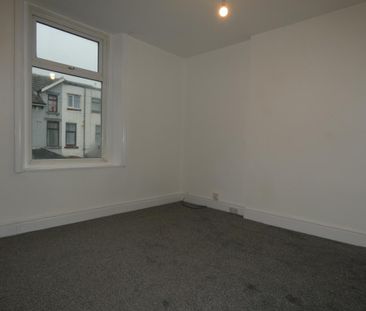 1 bedroom property to rent - Photo 6
