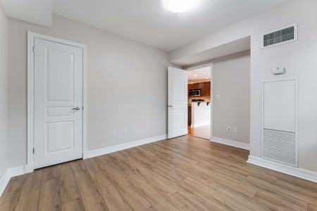 For Lease - 200 Besserer Street Unit# 204, Lower Town - Sandy Hill, Ontario - Photo 3