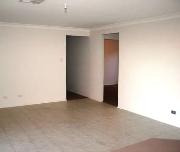 Modern Family Haven in Prime Kellyville Ridge Location - Photo 6