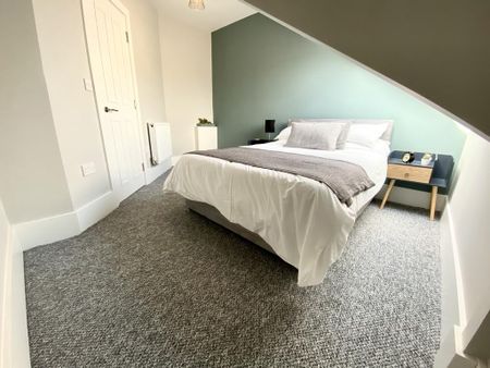 2 bedroom flat to rent - Photo 3
