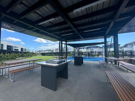 54 Mainstay Street, Moorebank NSW 2170 - House For Rent | Domain - Photo 5