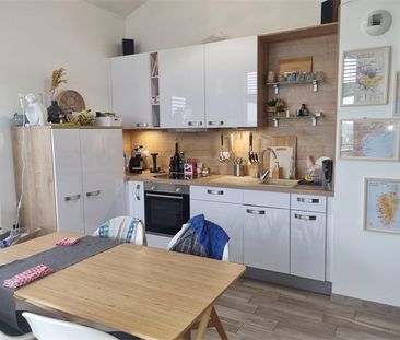 Location Appartement 3 pièces 64m² - Photo 2